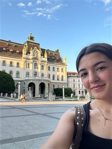 Moleküler Biyoloji ve Genetik Öğrencimiz Erasmus+ Stajı İçin Slovenya'da