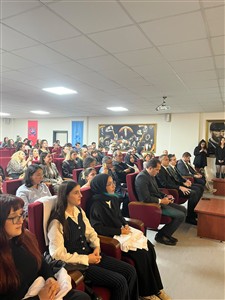 Moleküler Biyoloji ve Genetik Bölümünde Önlük Giyme Töreni ve Oryantasyon Programı Gerçekleştirildi